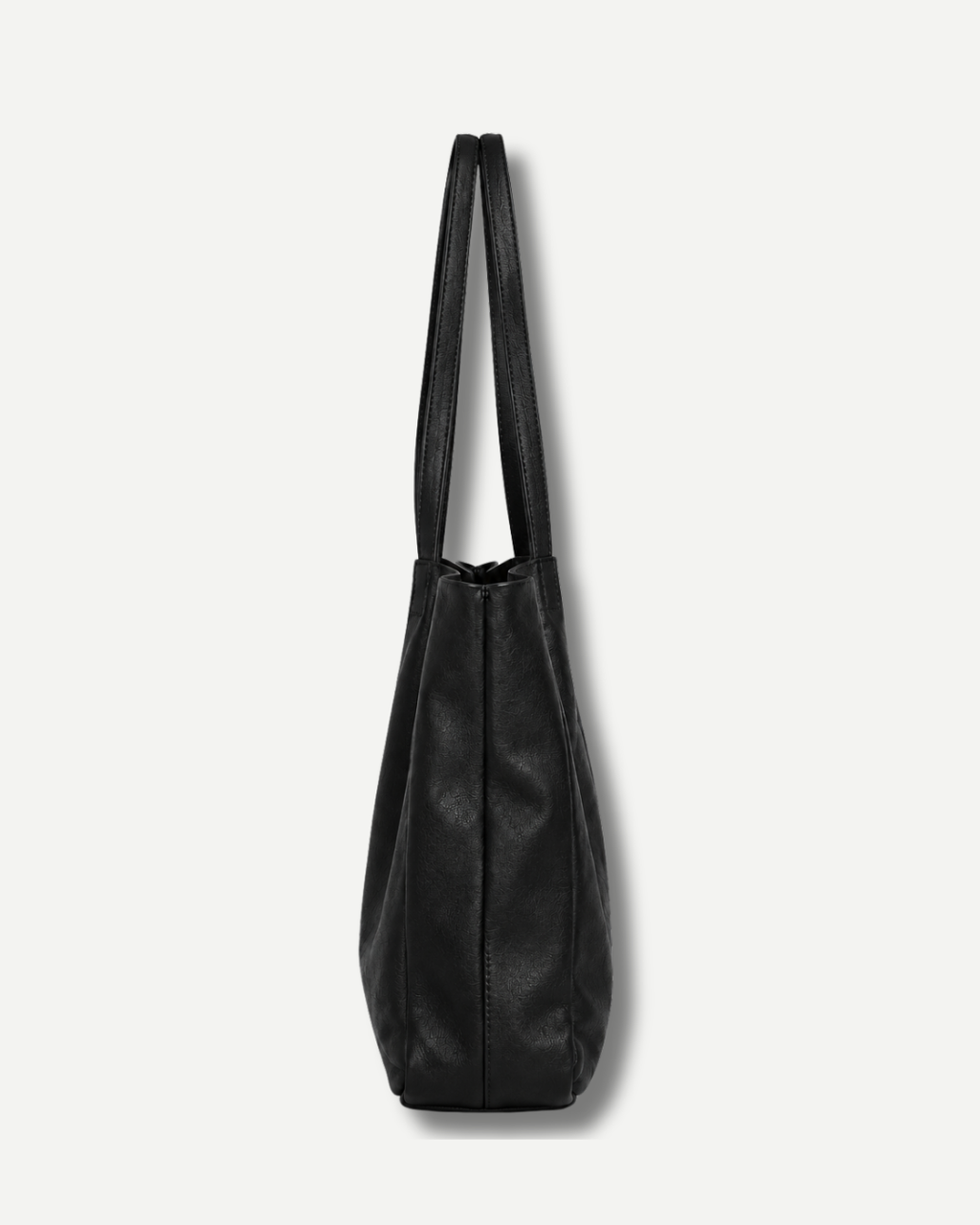 The Signature Leather Tote - Black