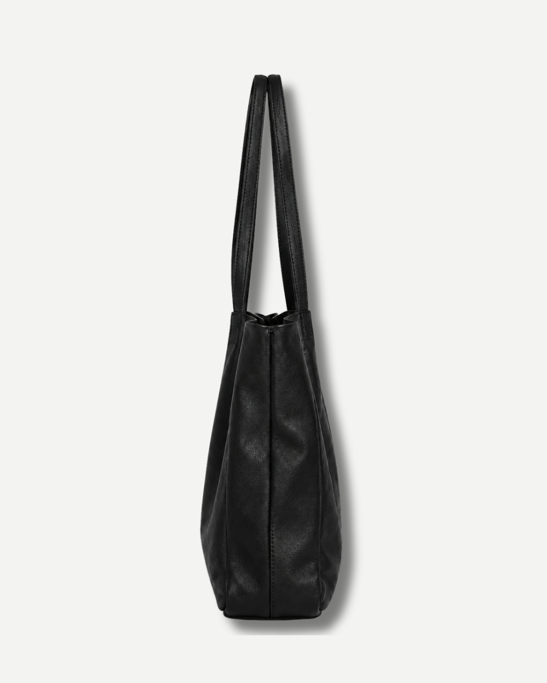 The Signature Leather Tote - Black